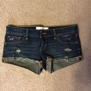 Short jean shorts